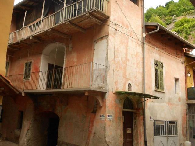 Casa indipendente in vendita a Caraglio CN