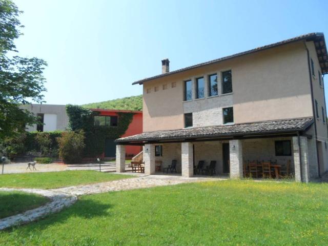 Casa indipendente in vendita a Carassai AP