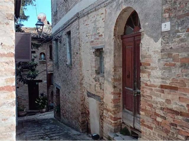 Casa indipendente in vendita a Carassai AP