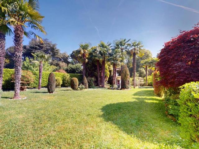 Casa indipendente in vendita a Carate Brianza MB