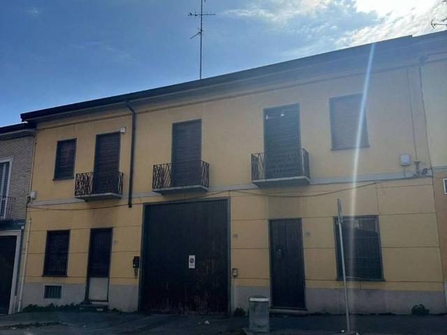 Casa indipendente in vendita a Carate Brianza MB