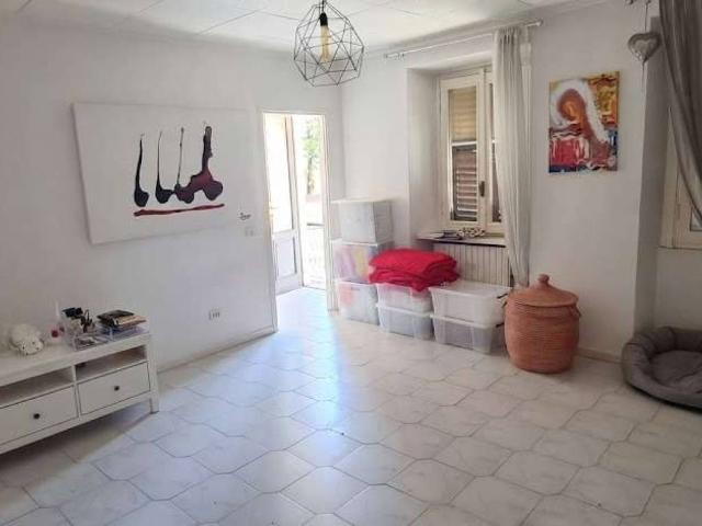 Casa indipendente in vendita a Carate Brianza MB