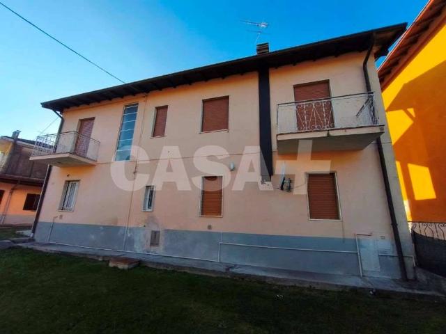 Casa indipendente in vendita a Caravate VA
