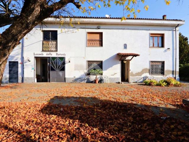 Casa indipendente in vendita a Carentino AL