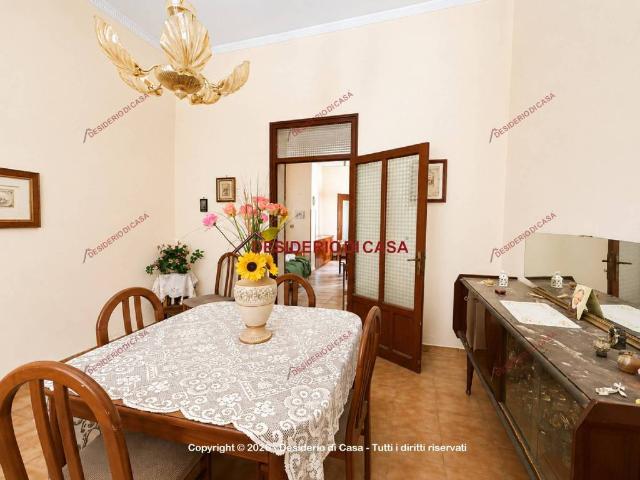 Casa indipendente in vendita a Carini PA