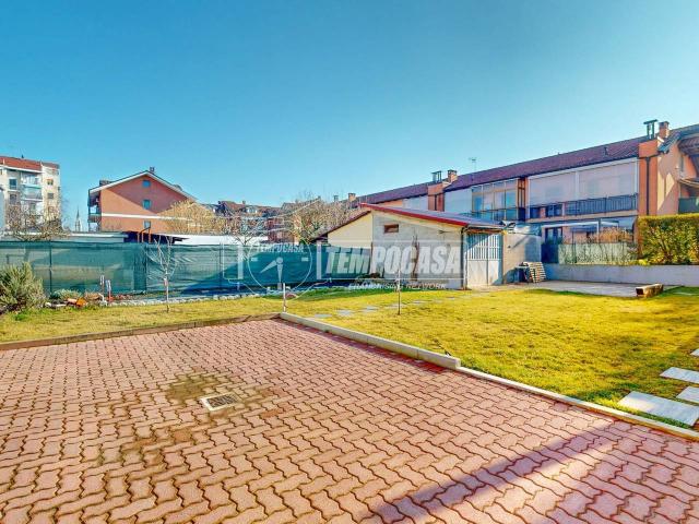 Casa indipendente in vendita a Carignano