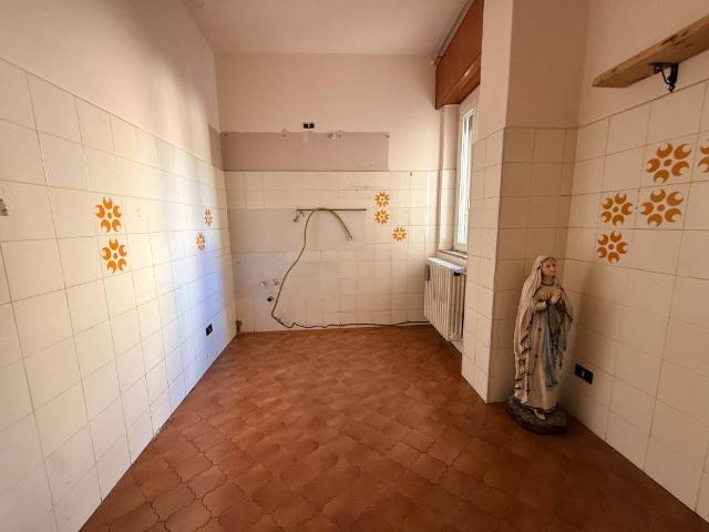 Casa indipendente in vendita a Caronno Pertusella VA