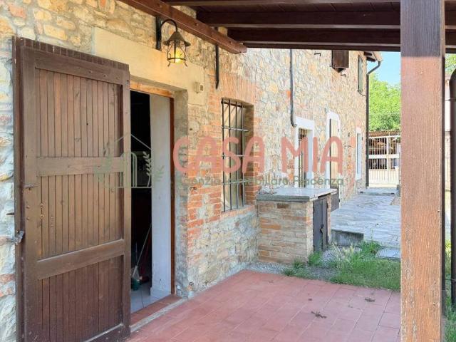 Casa indipendente in vendita a Carpaneto Piacentino PC