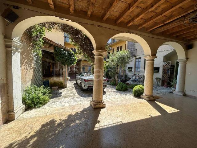 Casa indipendente in vendita a Carpenedolo via Cesare Deretti, 24