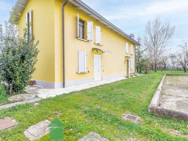 Casa indipendente in vendita a Carpi MO