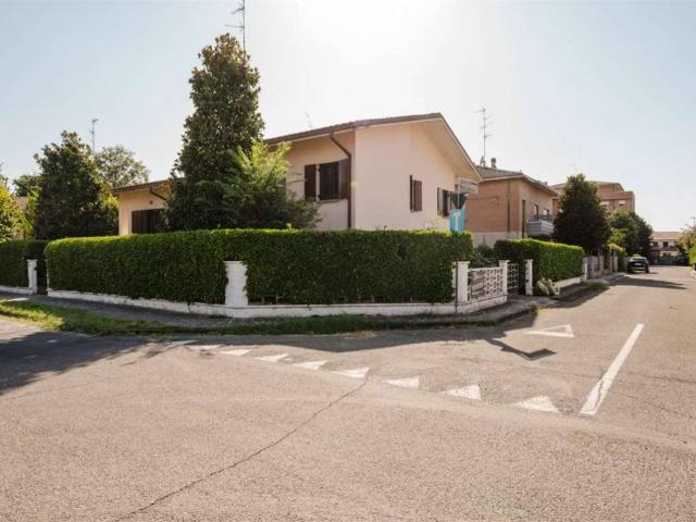Casa indipendente in vendita a Carpi MO