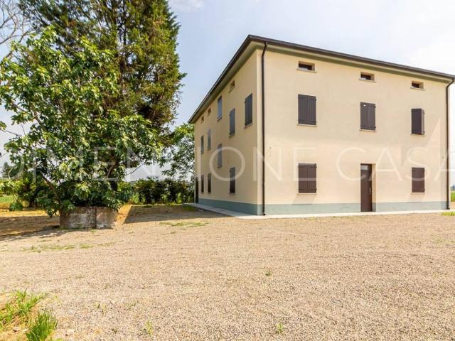 Casa indipendente in vendita a Carpi MO