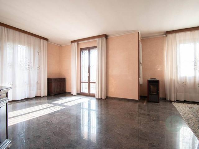 Casa indipendente in vendita a Carpi MO