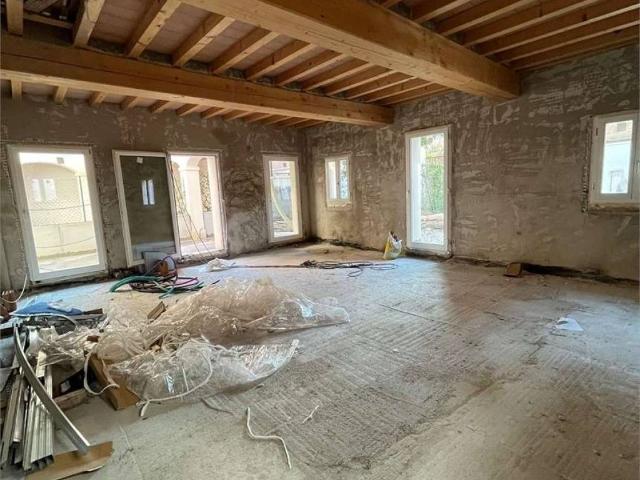 Casa indipendente in vendita a Carpi MO