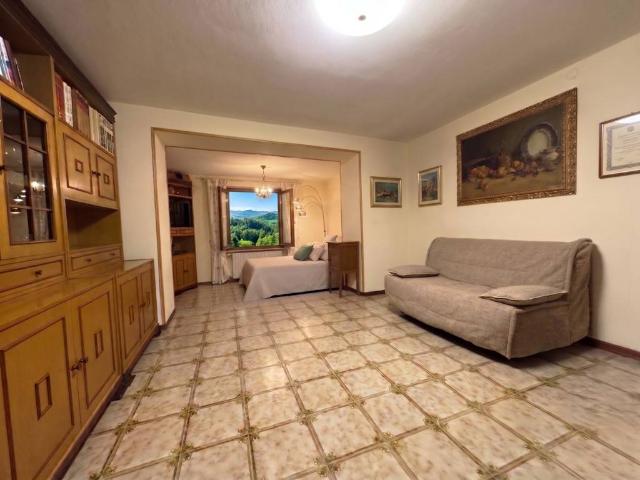 Casa indipendente in vendita a Carpineti RE