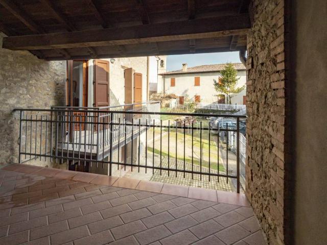 Casa indipendente in vendita a Carpineti RE