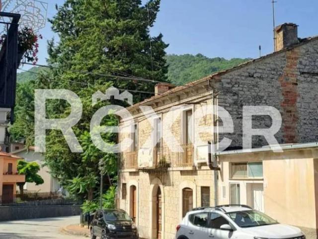 Casa indipendente in vendita a Carpinone IS