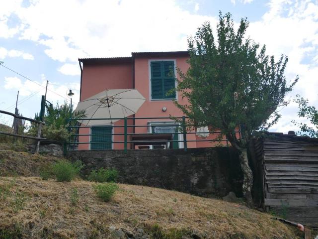 Casa indipendente in vendita a Carro SP