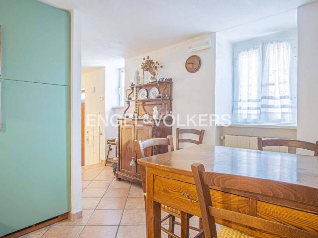 Casa indipendente in vendita a Carrodano SP