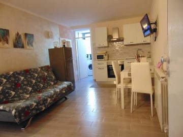 Casa indipendente in vendita a Carrodano SP