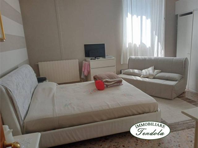 Casa indipendente in vendita a Carrara