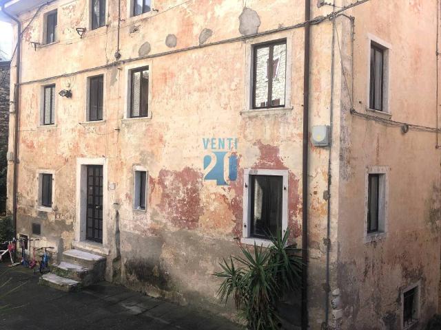 Casa indipendente in vendita a Carrara MS