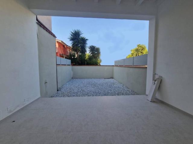 Casa indipendente in vendita a Carrara MS