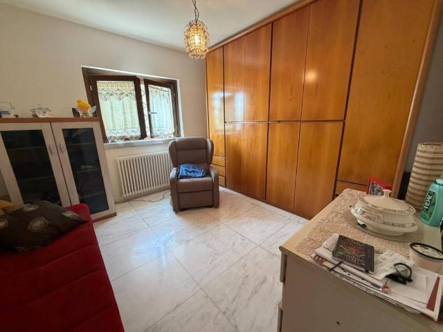 Casa indipendente in vendita a Carrara MS