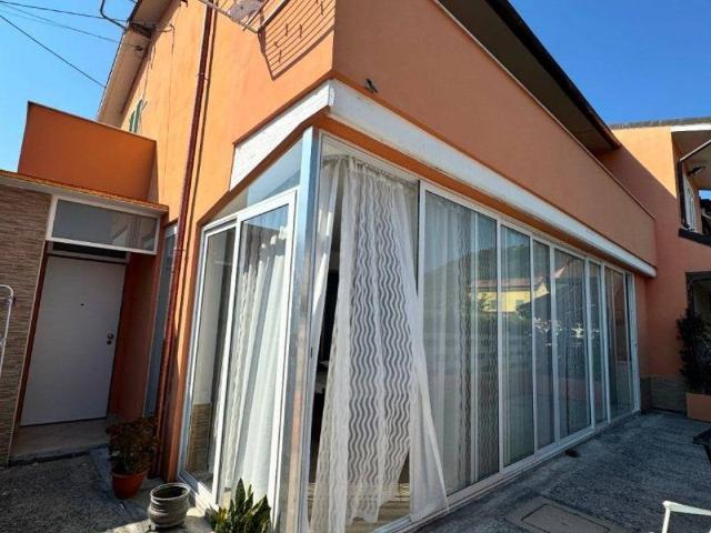Casa indipendente in vendita a Carrara MS