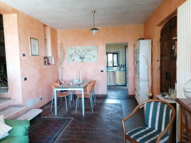 Casa indipendente in vendita a Carrara MS