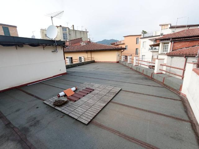 Casa indipendente in vendita a Carrara MS