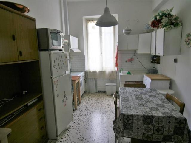 Casa indipendente in vendita a Carrara MS