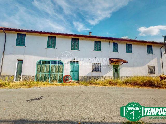 Casa indipendente in vendita a Cartosio AL