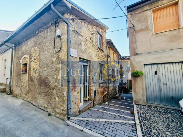 Casa indipendente in vendita a Carunchio CH