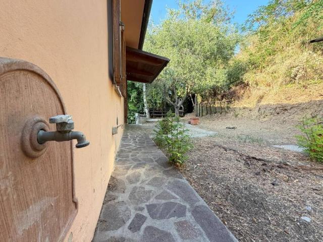 Casa indipendente in vendita a Casciana Terme Lari PI