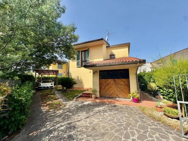 Casa indipendente in vendita a Casciana Terme Lari PI