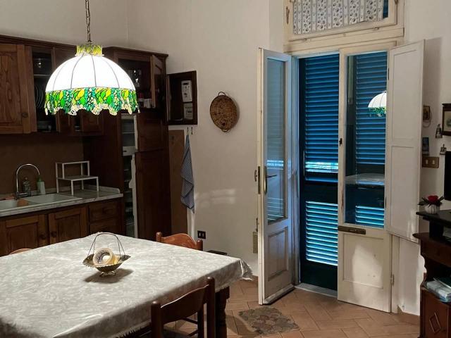 Casa indipendente in vendita a Cascina