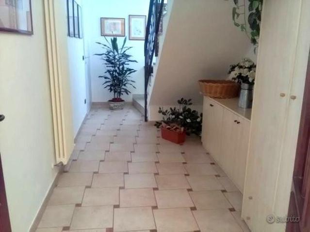 Casa indipendente in vendita a Cascina