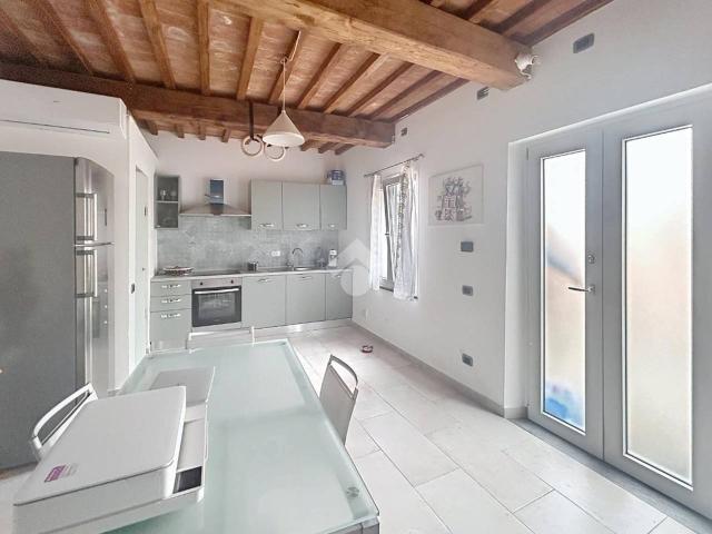 Casa indipendente in vendita a Cascina