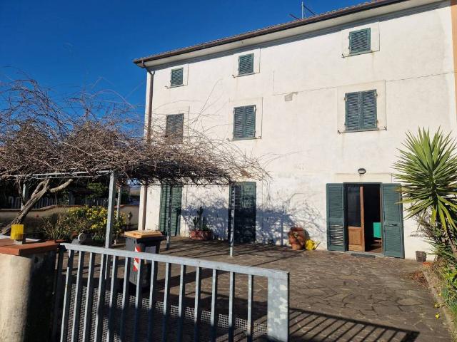 Casa indipendente in vendita a Cascina PI