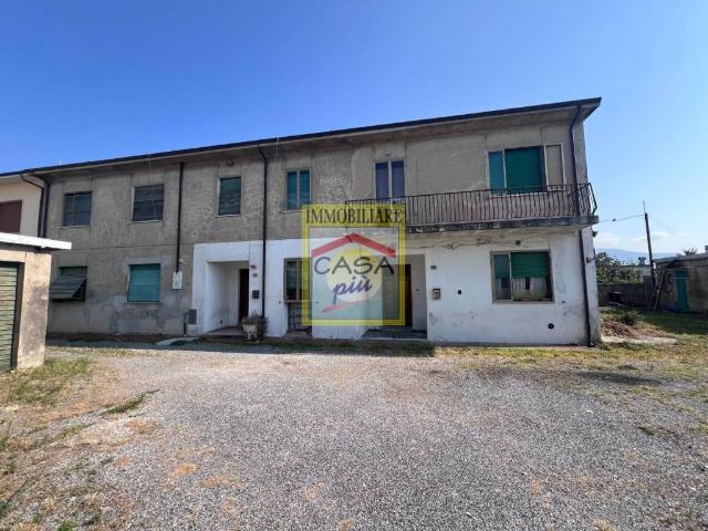 Casa indipendente in vendita a Cascina PI