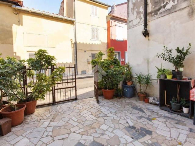 Casa indipendente in vendita a Cascina PI