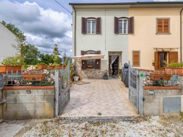 Casa indipendente in vendita a Cascina PI