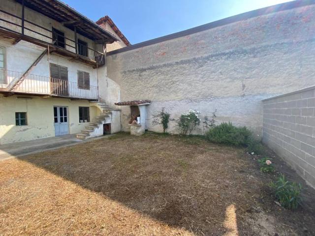 Casa indipendente in vendita a Cascinette d'Ivrea TO