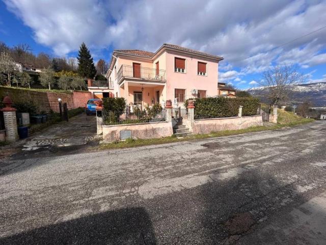 Casa indipendente in vendita a Casalvieri FR