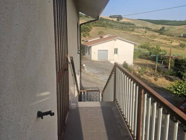 Casa indipendente in vendita a Casalduni BN