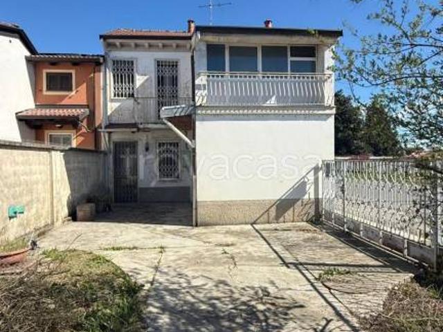 Casa indipendente in vendita a Casale Monferrato