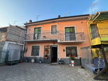 Casa indipendente in vendita a Casale Monferrato AL