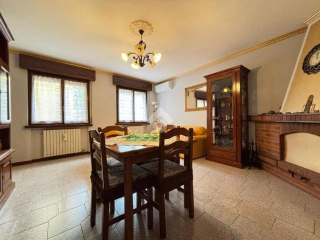 Casa indipendente in vendita a Casale Cremasco Vidolasco CR