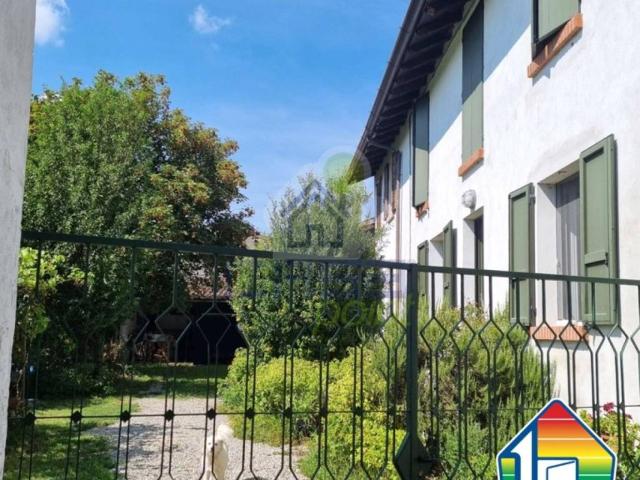 Casa indipendente in vendita a Casaletto Ceredano CR